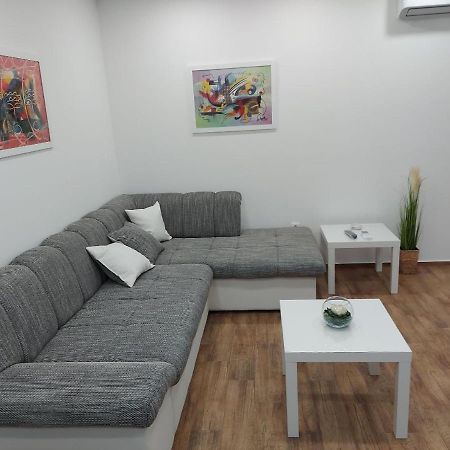 Cosy, Quiet & Brand New Apartment W/ Danube View Beograd Eksteriør billede